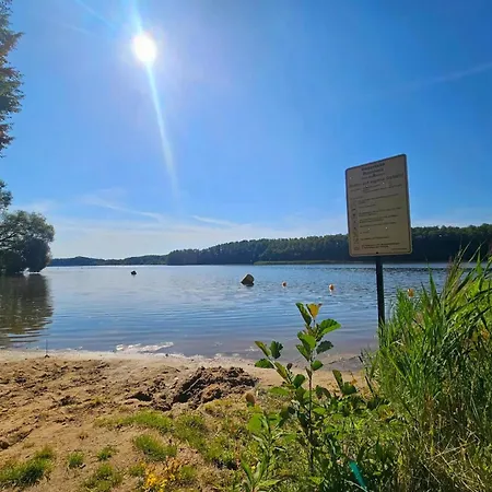 In Der Mecklenburger Seenplatte, Cleaning Included 아파트 Buchholz (Mecklenburg-Vorpommern)